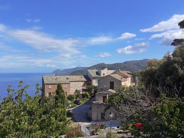 Cap Corse Pino Terrain à bâtir avec vue mer et avant projet de villa d’architecte