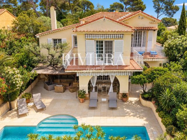 Cap d’Antibes — Villa au calme, sans vis à vis, à pied des plages de la Garoupe