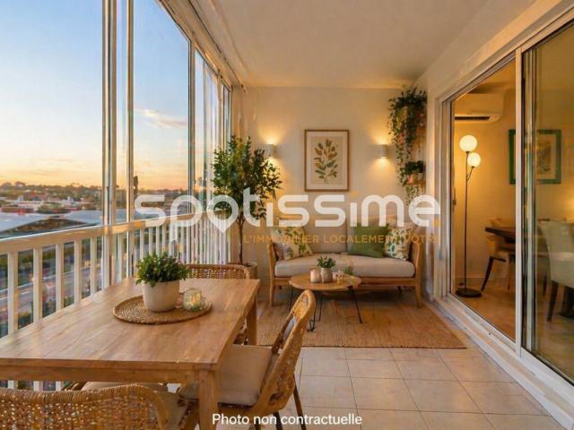 Cap D'agde Richelieu T2 rénové avec cabine, parking et pis. 42m² Agde Cap d'Agde