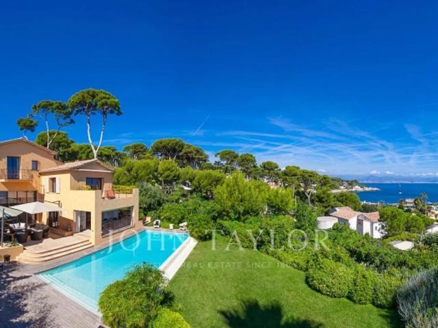 Cap d'Antibes | Proche plages de la Garoupe