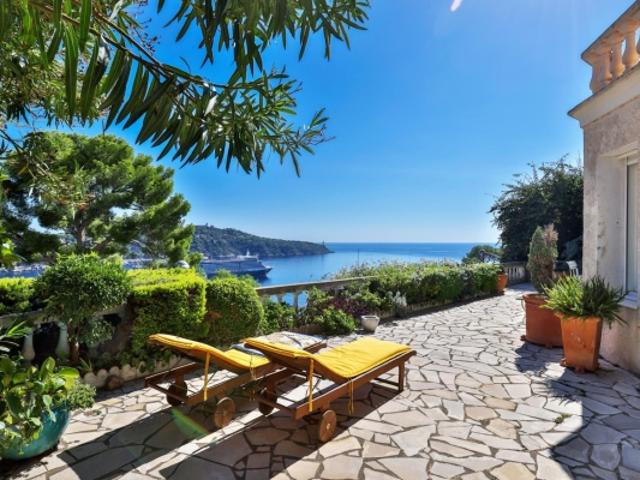 CAP DE NICE VILLA BELLE EPOQUE 204 M² A VENDRE VUE MER PANORAMIQUE TERRASSE 100 M² JARDIN 315 M² GARAGE