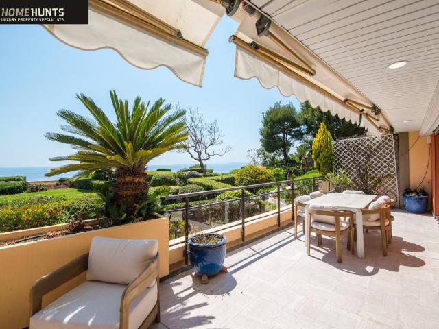 Cap de Nice Ideally located in one of the area's most pres. 110m² Nice