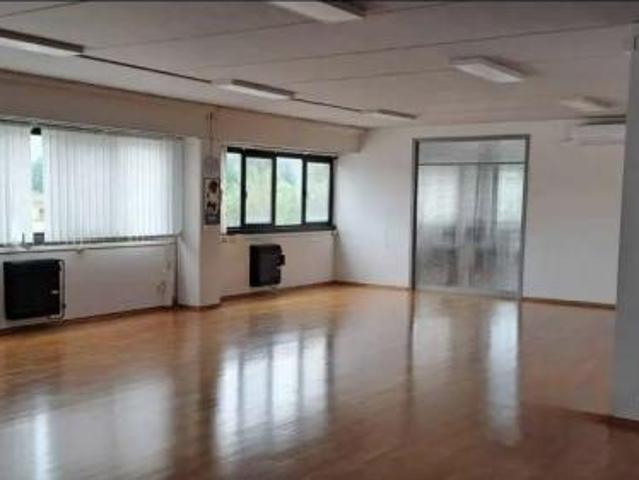 Capannone commerciale in vendita a Viareggio 800 mq Rif: 1410454