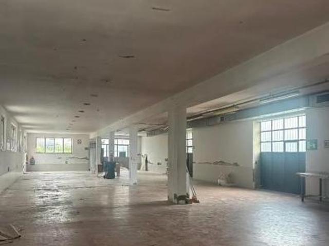 Capannone artigianale in affitto a Ponticelli Santa Maria a Monte 500 mq Rif: 1382371