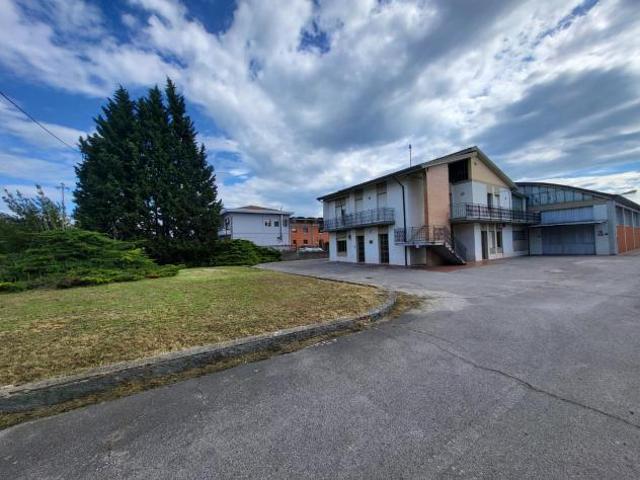 Capannone artigianale in vendita a Bientina 1200 mq Rif: 1128077