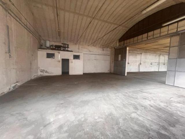 Capannone artigianale in vendita a Colle di Val d'Elsa 430 mq Rif: 1413804