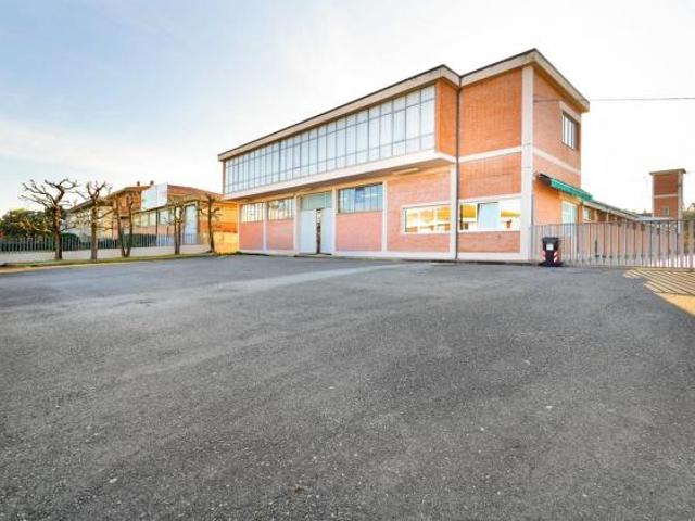 Capannone artigianale in vendita a Perignano Casciana Terme Lari 1540 mq Rif: 1392016