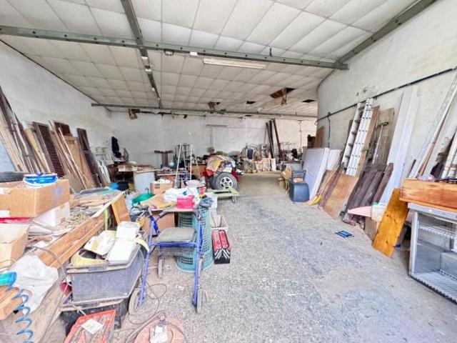 Capannone artigianale in vendita a Uliveto Terme Vicopisano 220 mq Rif: 1400488