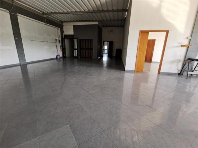 Capannone artigianale in vendita a Vinci 420 mq Rif: 1119938