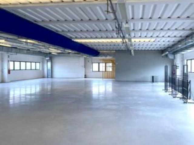Capannone artigianale/industriale indipendente