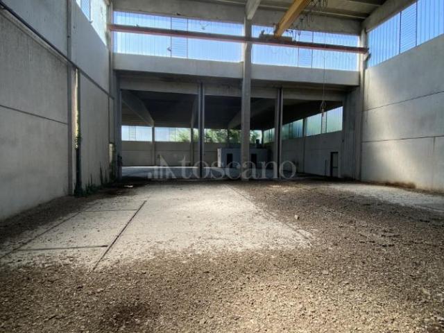 Capannone di 2000 mq a Casalpusterlengo
