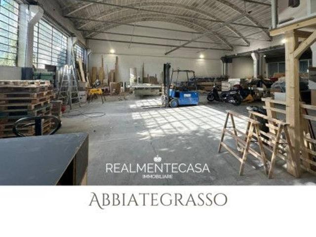 Capannone in affitto a Abbiategrasso