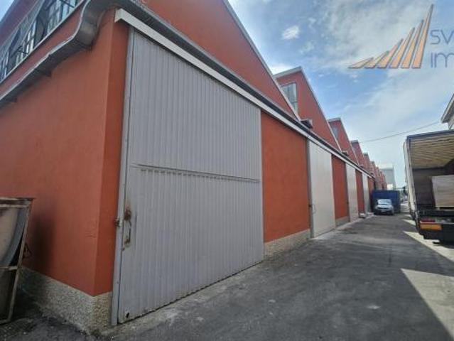 CAPANNONE IN AFFITTO A BRUGHERIO