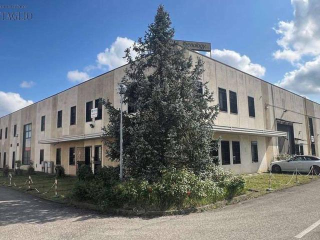 Capannone in affitto a Casalgrande