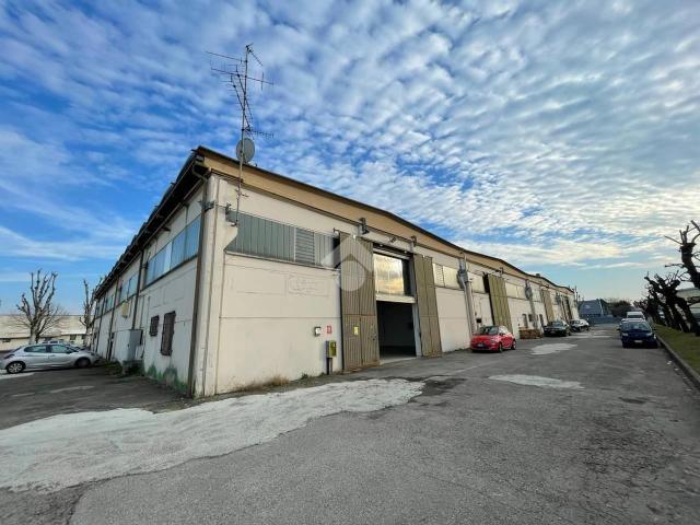 Capannone in affitto a Carpi