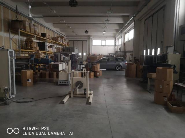 Capannone in affitto a Cerreto D'Esi