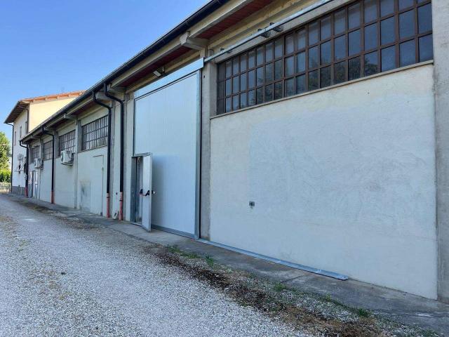 Capannone in affitto a Citta' Di Castello