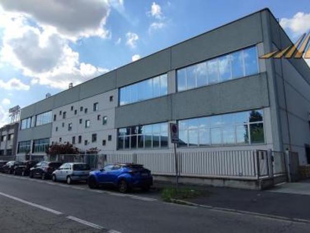 CAPANNONE IN AFFITTO A COLOGNO MONZESE
