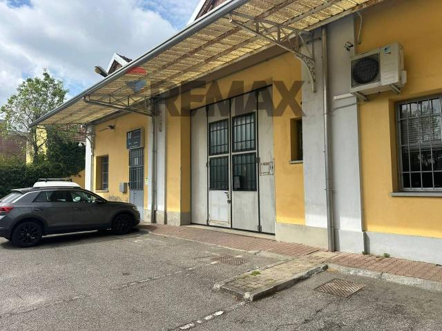 Capannone in affitto a Gallarate