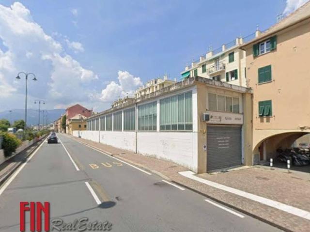 Capannone in affitto a Genova