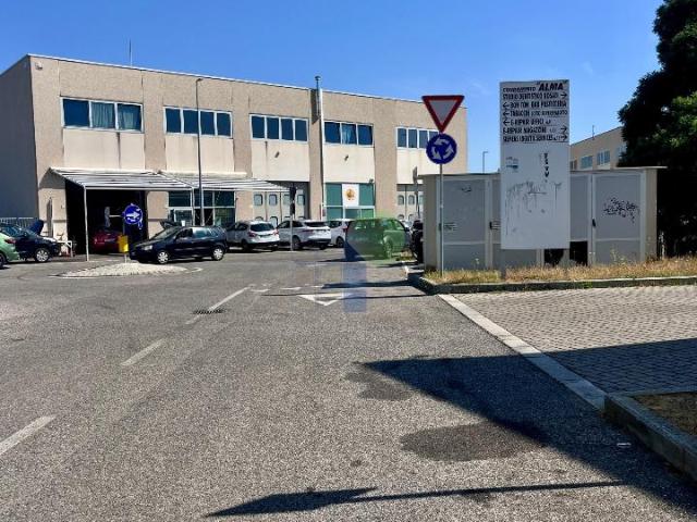 Capannone in affitto a Livorno