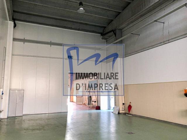 Capannone in affitto a Parma