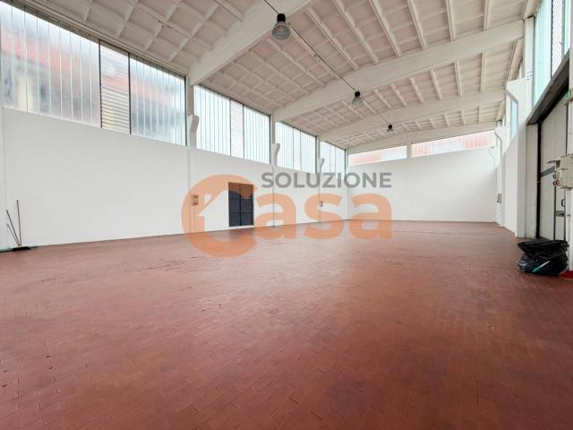 Capannone in affitto a Piacenza, S. Antonio