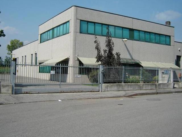 Capannone in affitto a Pozzuolo Martesana