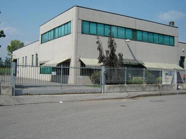 Capannone in affitto a Pozzuolo Martesana