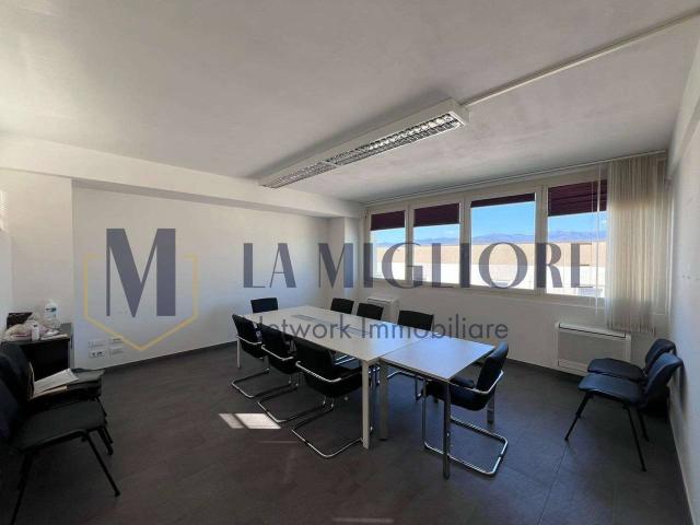 Capannone in affitto a Prato