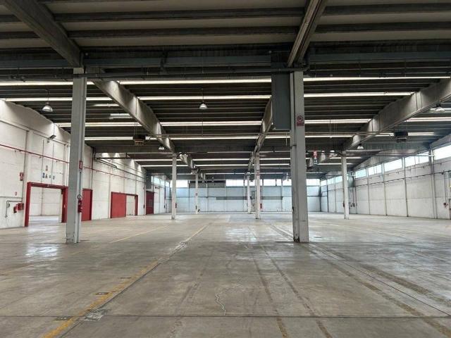 Capannone in affitto a San Donato Milanese