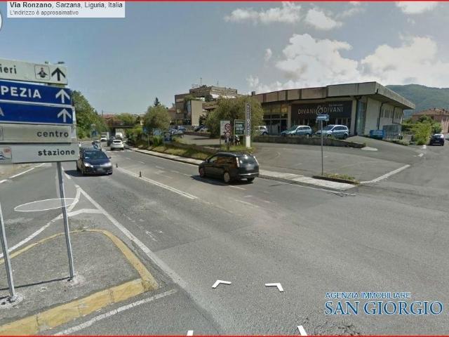 Capannone in affitto a Sarzana