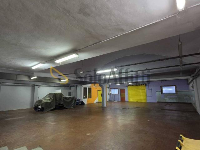 Capannone in affitto a Torino