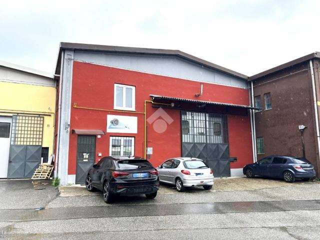 Capannone in affitto a Torino