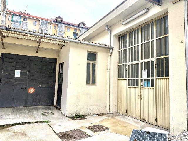 Capannone in affitto a Torino