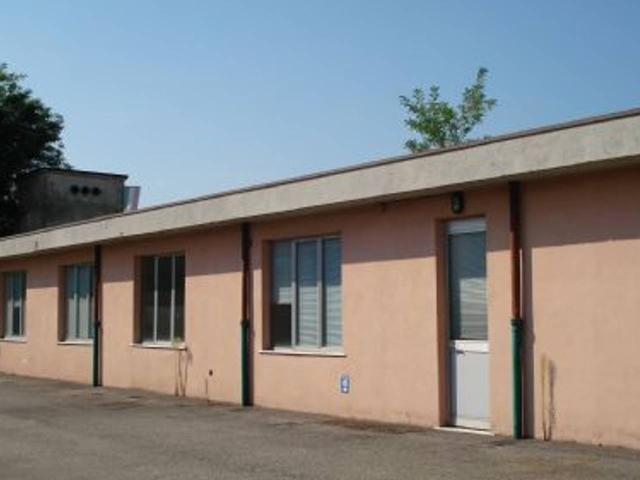 Capannone in affitto a Villasanta