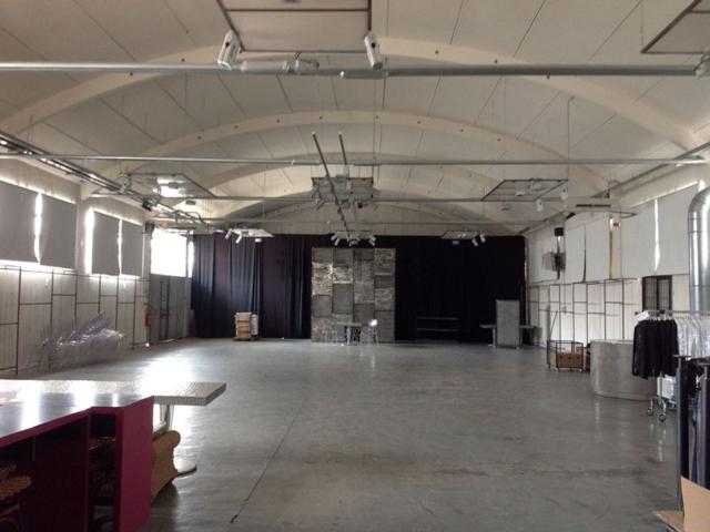 Capannone in affitto di 400 m² in Via tremiti