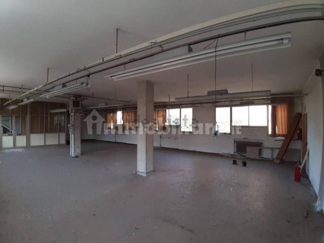 Capannone in affitto di 40 m² in Vicolo Casette, 9