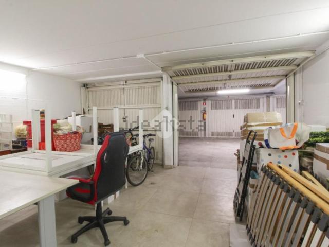 Capannone in affitto di 40 m² in Via Privata Carducci, 5