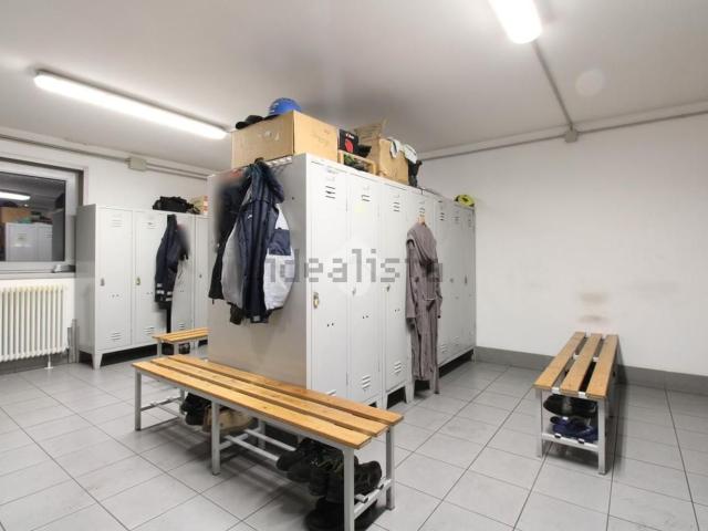 Capannone in affitto di 4400 m² in Via Giulio Natta, 1