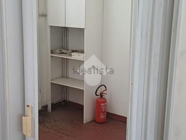 Capannone in affitto di 450 m² in Via Geirato, 94
