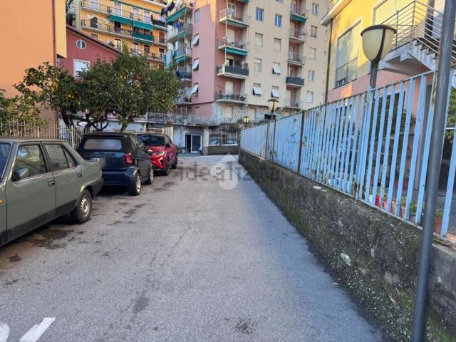 Locale in affitto di 45 m² in Via Privata Cotella