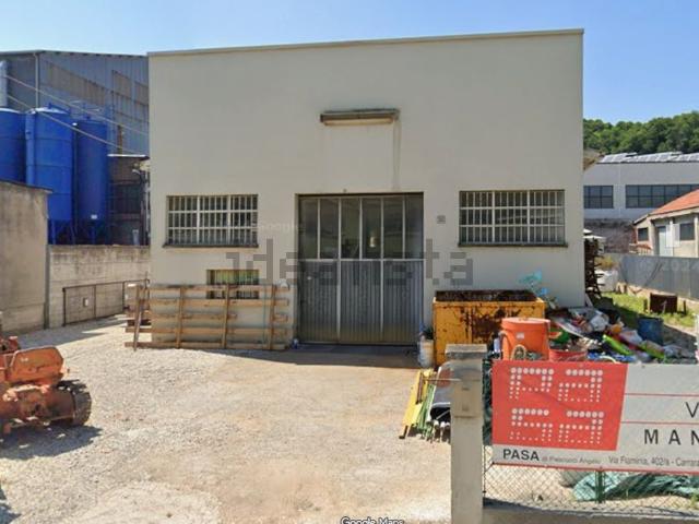 Capannone in affitto di 460 m² in Via Amedeo Avogadro, 24