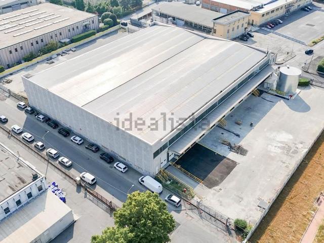 Capannone in affitto di 4650 m² in Via Basilicata, 7