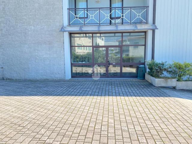 Capannone in affitto di 465 m² in Via Prati, 41