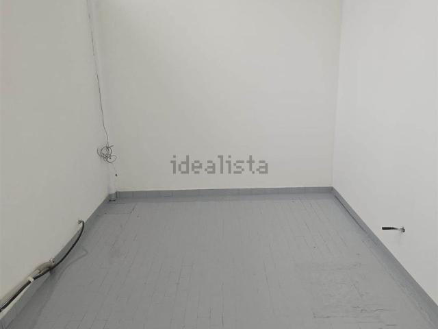Capannone in affitto di 500 m²