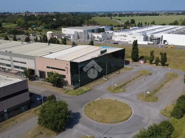 Capannone in affitto di 500 m² in Via dei Ponticelli, 27