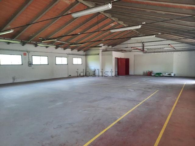 Capannone in affitto di 500 m² in Via Muson, 1