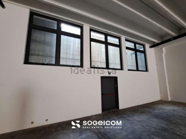 Capannone in affitto di 500 m² in Via Sile, 6