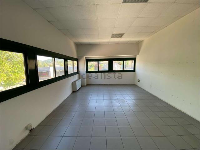 Capannone in affitto di 520 m²